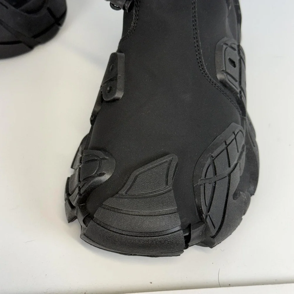 WDG Shoes Mens 9.5 Black Boots Slip On EU 43 Mid Ankle Hiking